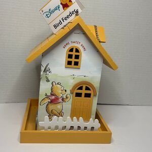 Disney Winnie the Pooh Eeyore Tigger Piglet Birdhouse Bird Feeder Wooden NWT